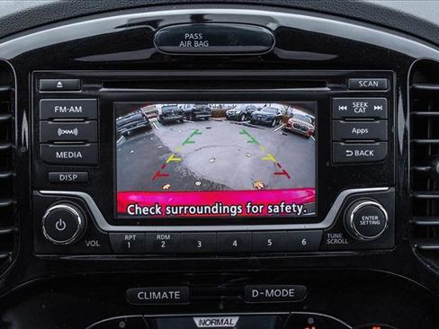 Used 2016 Nissan Juke SV image 17