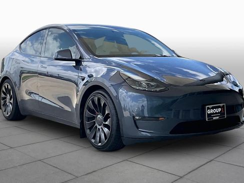Used 2023 Tesla Model Y Performance AWD/4WD image 2