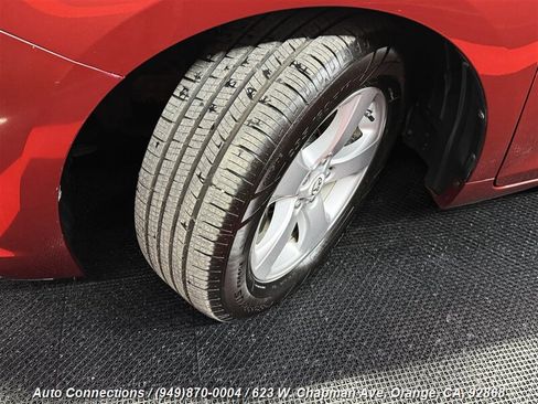 Used 2012 Toyota Sienna LE image 33