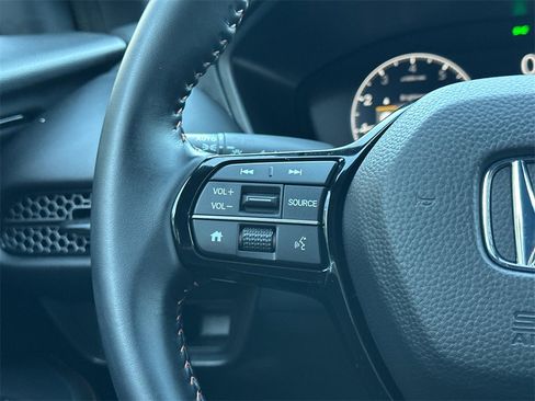 Used 2025 Honda HR-V Sport image 21