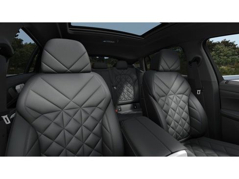 New 2026 BMW X6 xDrive40i w/ Climate Comfort Package image 11