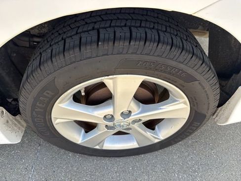 Used 2013 Toyota Corolla S image 5