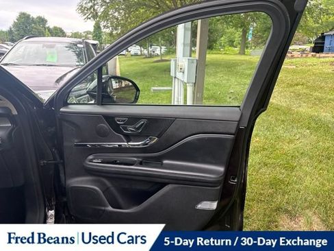 Used 2023 Lincoln Corsair AWD w/ Equipment Group 101A image 20