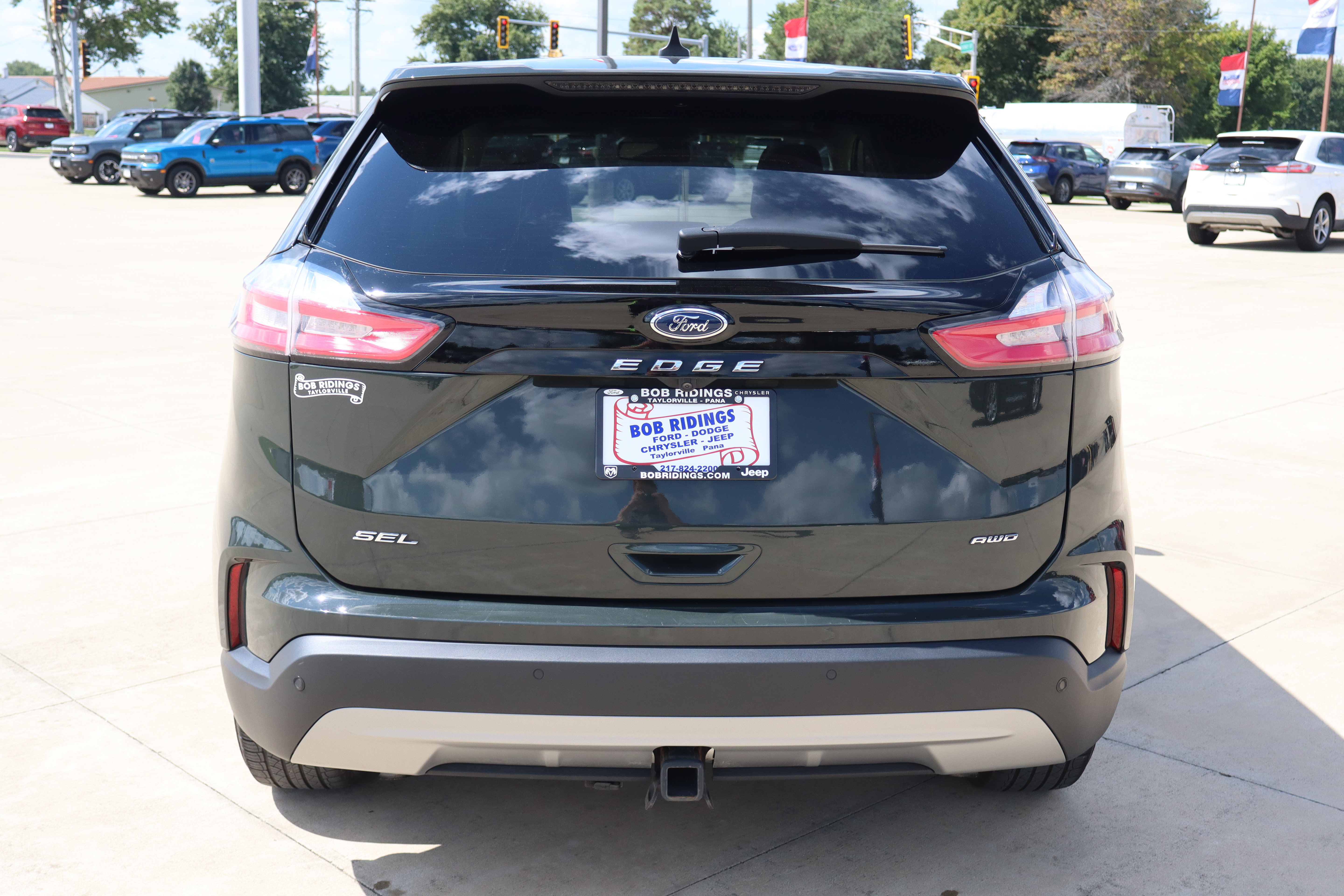 Used 2024 Ford Edge SEL w/ Convenience Package AWD/4WD image 6