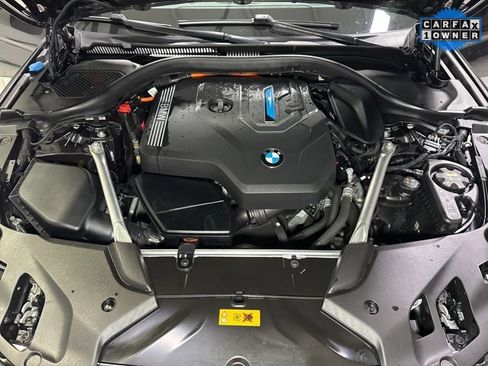 Used 2023 BMW 530e xDrive w/ Premium Package image 7