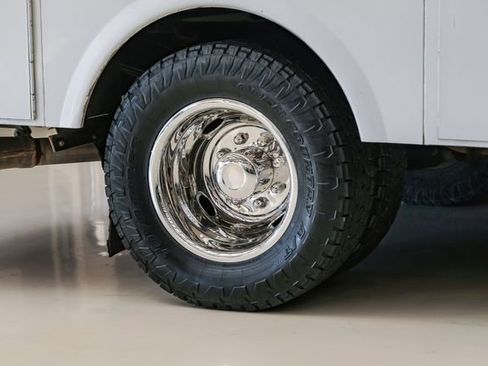 Used 2015 Ford F350 XL w/ Power Equipment Group image 60