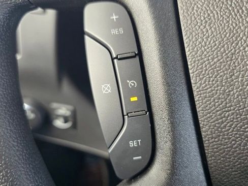 New 2025 Chevrolet Express 2500 Extended w/ Driver Convenience Package image 9