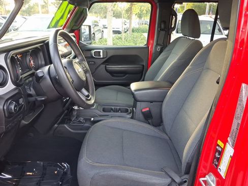 Used 2024 Jeep Wrangler Unlimited Sport AWD/4WD image 14