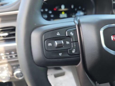 Used 2024 GMC Yukon AT4 w/ Technology Package image 21