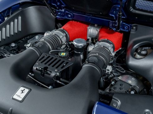 Used 2014 Ferrari 458 Spider image 52