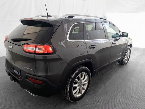 Used 2016 Jeep Cherokee Limited w/ Luxury Group image 6