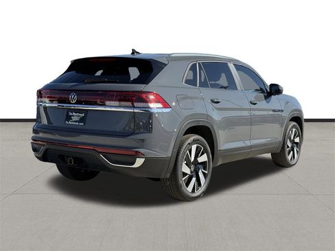 New 2026 Volkswagen Atlas Cross Sport SE image 5