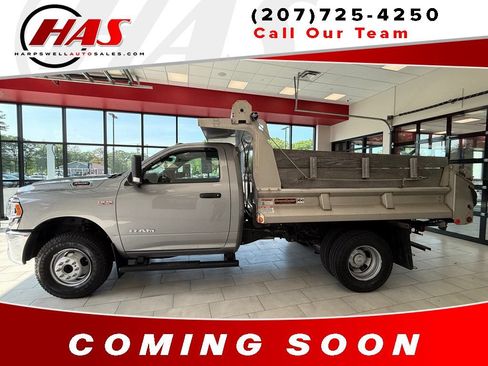 Used 2022 RAM 3500 Tradesman AWD/4WD image 2