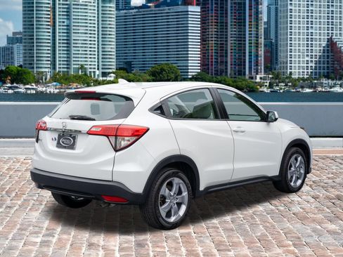 Used 2021 Honda HR-V LX image 5