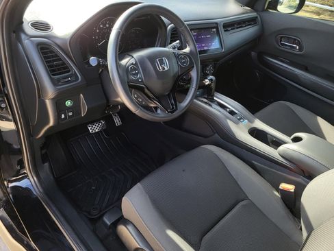Used 2022 Honda HR-V Sport image 24