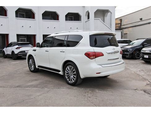 Used 2017 INFINITI QX80 4WD w/ Driver Assistance Package image 5