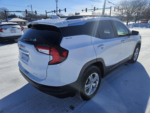 Certified 2023 GMC Terrain SLE w/ Driver Convenience Package image 7