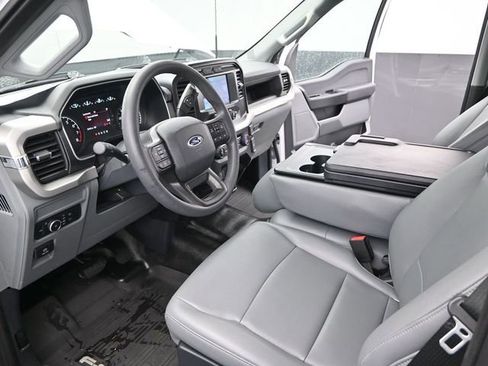 Used 2022 Ford F150 XL w/ Trailer Tow Package image 6