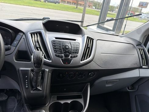 Used 2017 Ford Transit 350 XLT image 15