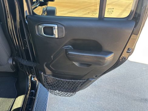 Used 2020 Jeep Wrangler Unlimited Sport image 34