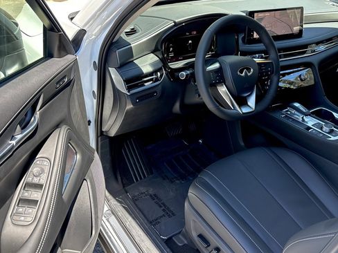 New 2026 INFINITI QX60 Luxe w/ Family Package image 10