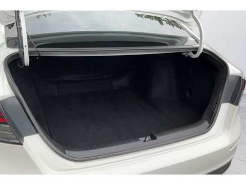 Used 2023 Honda Accord LX image 19