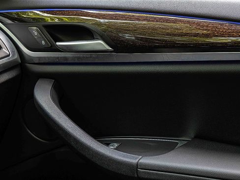 Used 2024 BMW X4 xDrive30i w/ Parking Assistance Package image 16