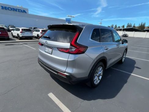 Certified 2023 Honda CR-V EX image 8