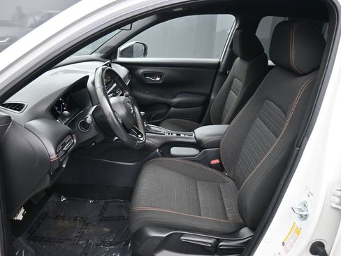 Used 2024 Honda HR-V Sport image 18