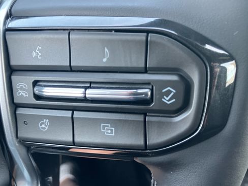 New 2026 Chevrolet Colorado LT w/ LT Convenience Package AWD/4WD image 17