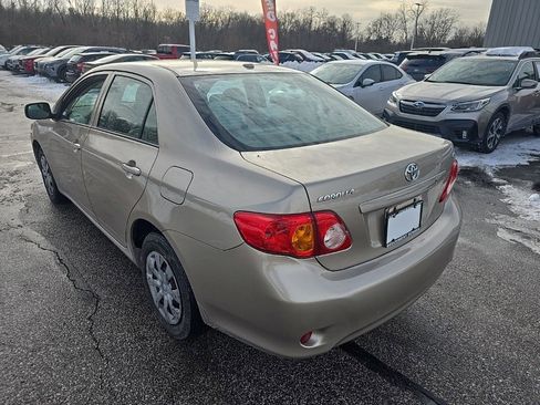 Used 2010 Toyota Corolla LE image 5