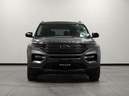 Used 2023 Ford Explorer XLT w/ Equipment Group 202A image 9