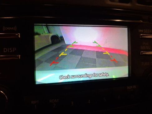 Used 2015 Nissan Leaf S w/ Charge Package FWD image 24
