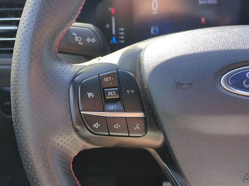 Used 2024 Ford Escape ST-Line w/ Cold Weather Package FWD image 30