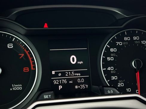 Used 2015 Audi A4 Premium image 44