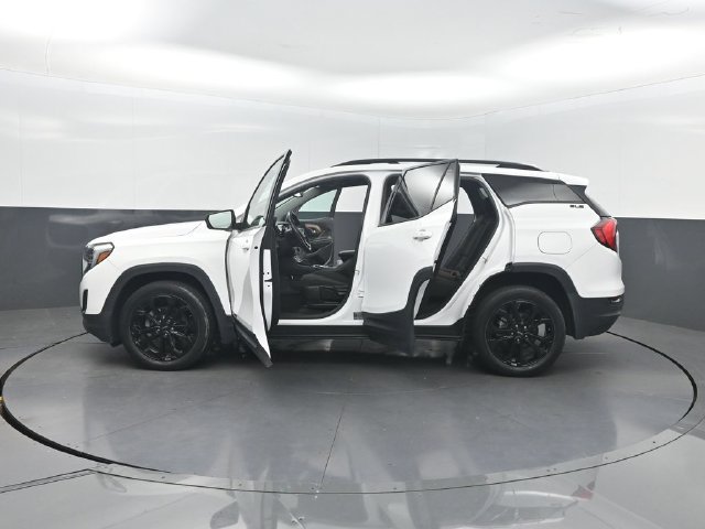 Used 2020 GMC Terrain SLE w/ Elevation Edition AWD/4WD image 37