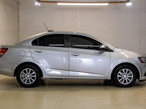 Used 2020 Chevrolet Sonic LT FWD image 7