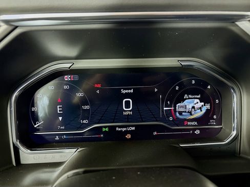 New 2025 GMC Sierra 3500 Denali w/ Denali Reserve Package image 12