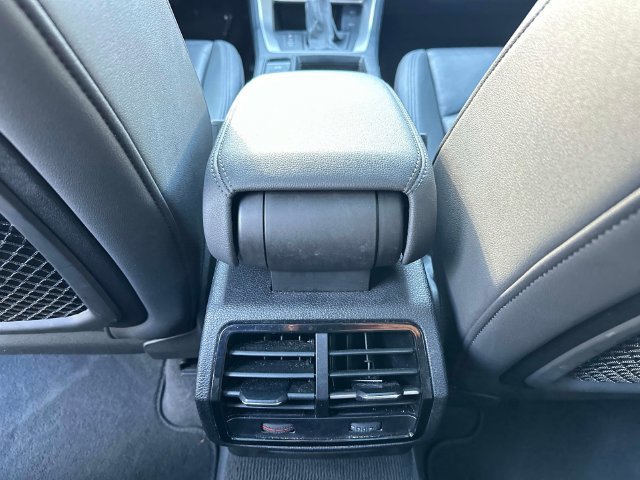 Used 2025 Audi Q3 2.0T Premium AWD/4WD image 16