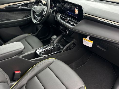 New 2026 Chevrolet TrailBlazer ACTIV w/ Convenience Package FWD image 16