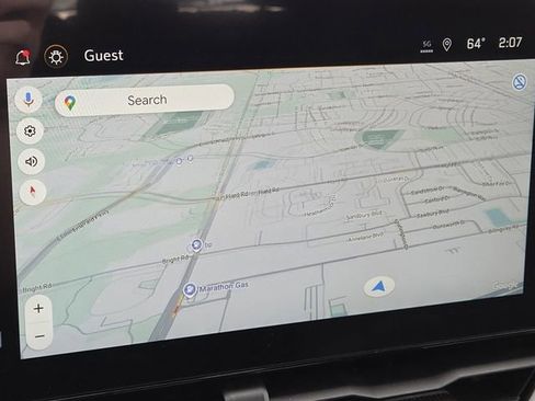 New 2026 Chevrolet Equinox LT w/ Safety and Technology Package FWD image 3