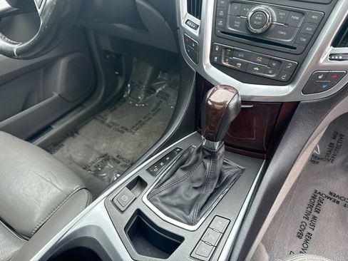 Used 2012 Cadillac SRX Luxury AWD/4WD image 16