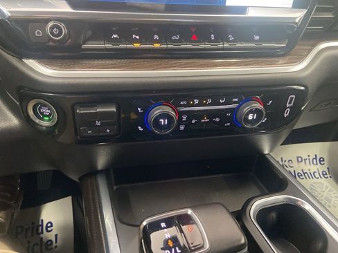 Used 2022 Chevrolet Silverado 1500 RST image 46