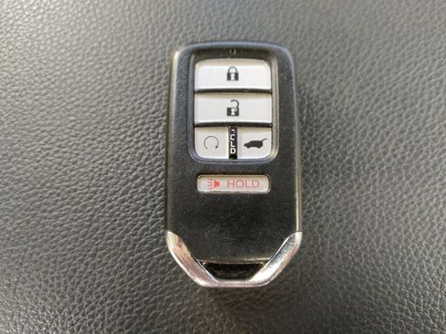 Used 2017 Honda Pilot EX-L image 32