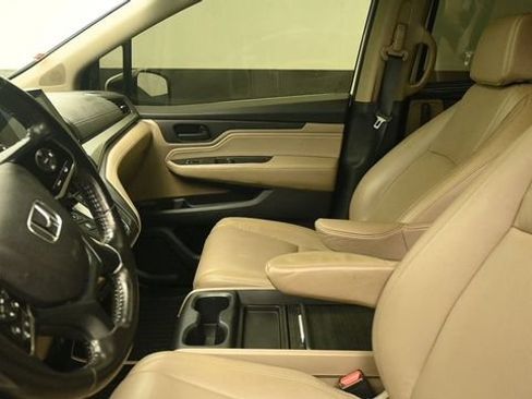 Used 2018 Honda Odyssey Touring image 22