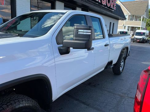 Used 2022 Chevrolet Silverado 2500 W/T w/ WT Fleet Convenience Package AWD/4WD image 25