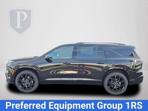 New 2026 Chevrolet Traverse RS w/ LPO, Floor Liner Package FWD image 11
