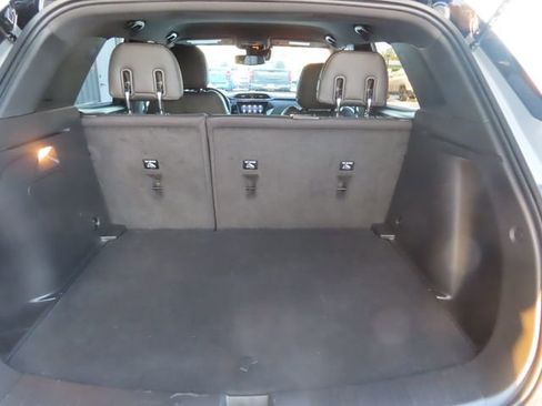 Used 2023 Chevrolet TrailBlazer RS w/ Technology Package image 29