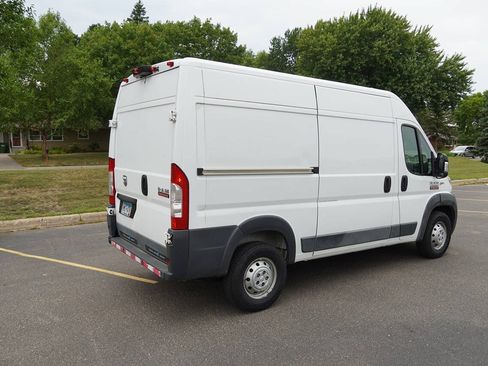 Used 2018 RAM ProMaster 2500 FWD image 10