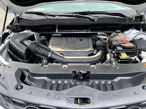 Used 2025 Chevrolet Blazer LT image 29